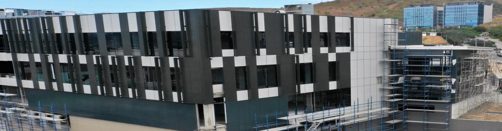 Πρόσοψη τοίχων κουρτινών γυαλιού