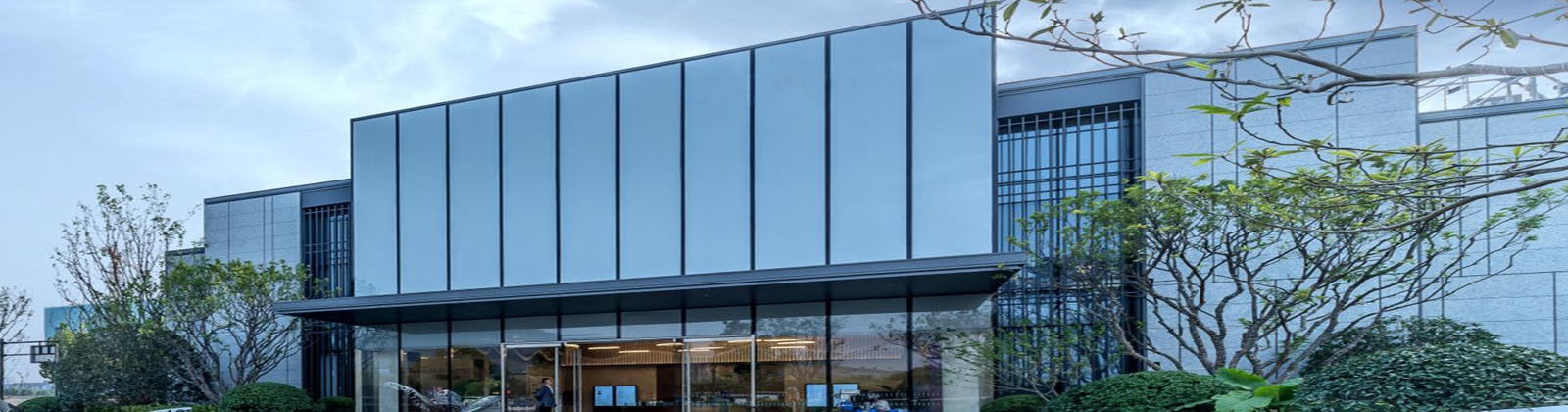 Παράθυρα θύελλας αργιλίου