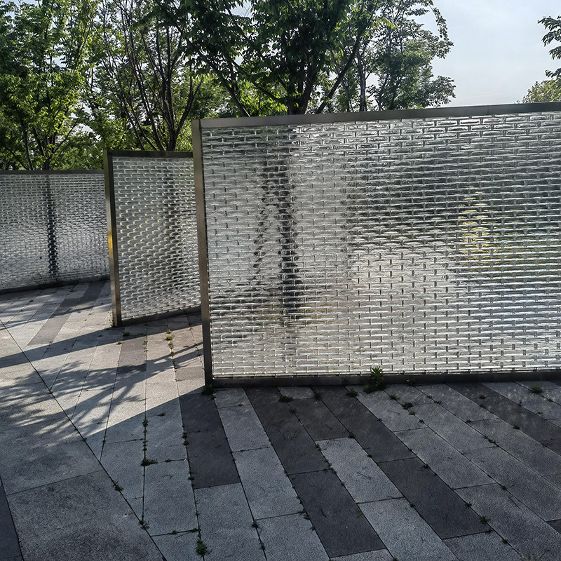 Διαφανές γυάλινο εσωτερικό οικόπεδο για το σώμα